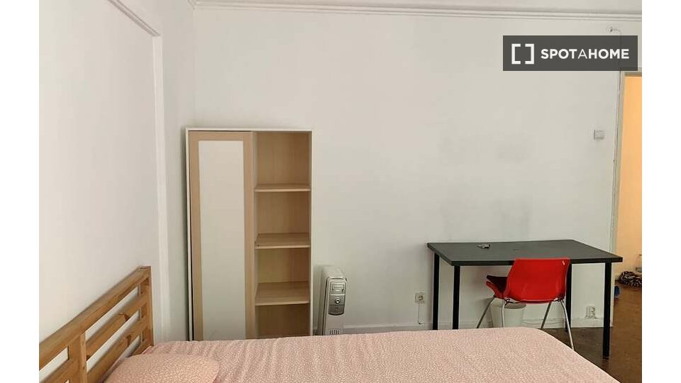 Double room Lisbon, 7 beds, 100m² — photo 20