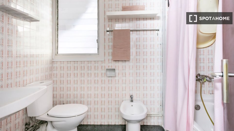Double room Barcelona, 4 beds, 100m² — photo 5
