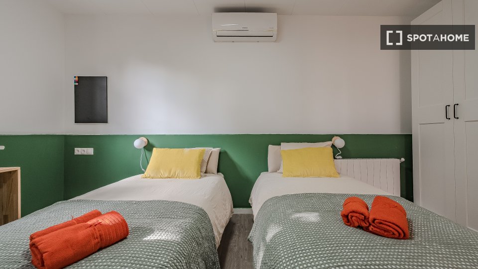 Double room Barcelona, 6 beds, 227m² — photo 78