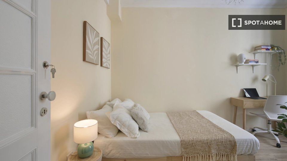 Double room Lisbon, 10 beds — photo 11