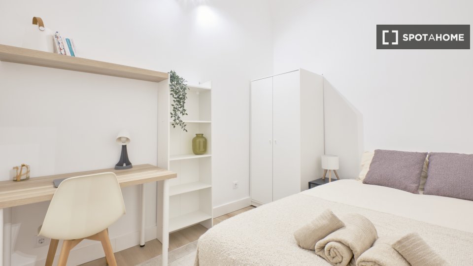 Double room Lisbon, 10 beds — photo 11