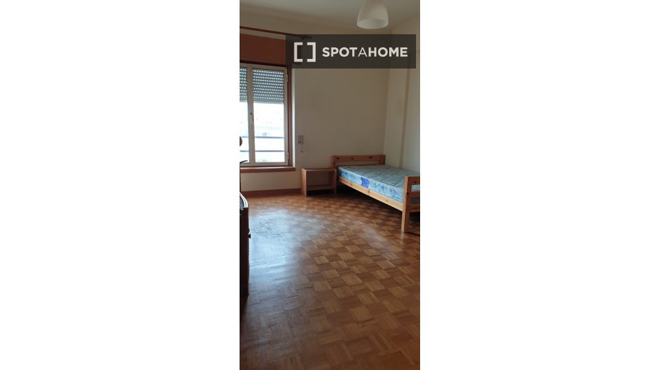 Apartment Lisbon, 3 beds — photo 1