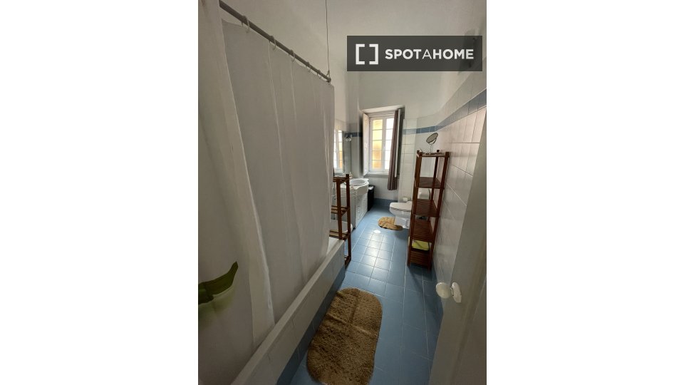 Double room Coimbra, 4 beds, 90m² — photo 9