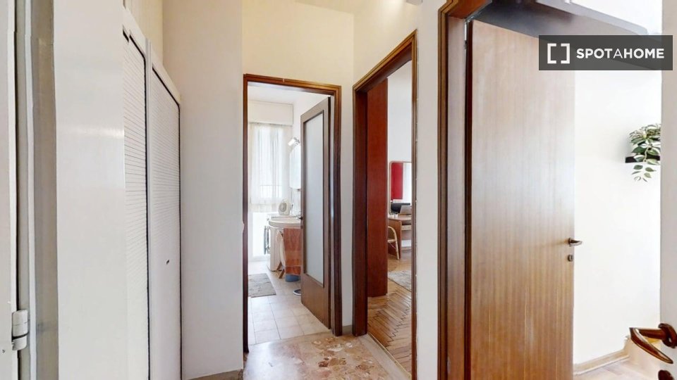 Camera in appartamento condiviso con 3 camere da letto, Madonna Pellegrina