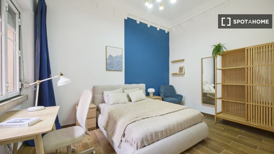 Double room Lisbon, 3 beds — photo 1