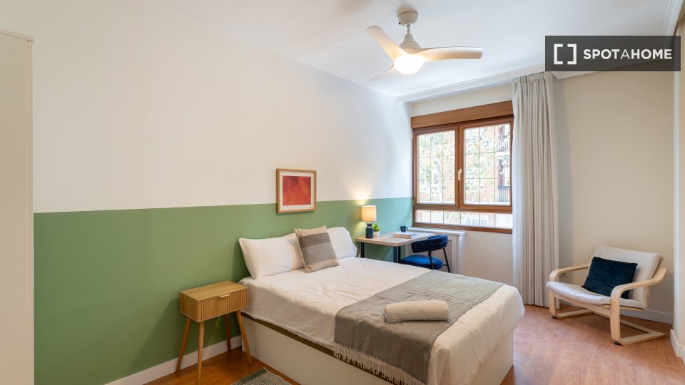Double room Madrid, 6 beds — photo 7