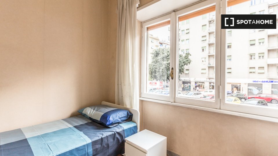 Double room Rome, 4 beds — photo 11