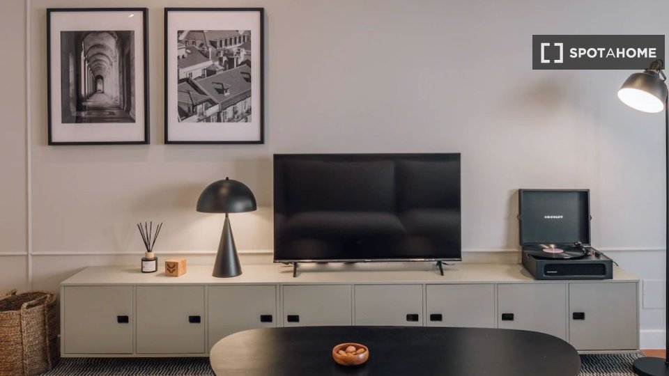 Apartment Lisbon, 3 beds — photo 1