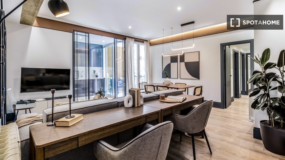 Apartamento de 3 dormitorios en alquiler en Lista, Madrid