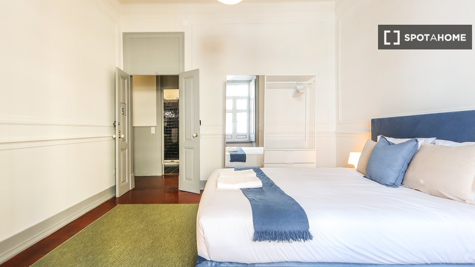 Double room Lisbon, 6 beds — photo 14