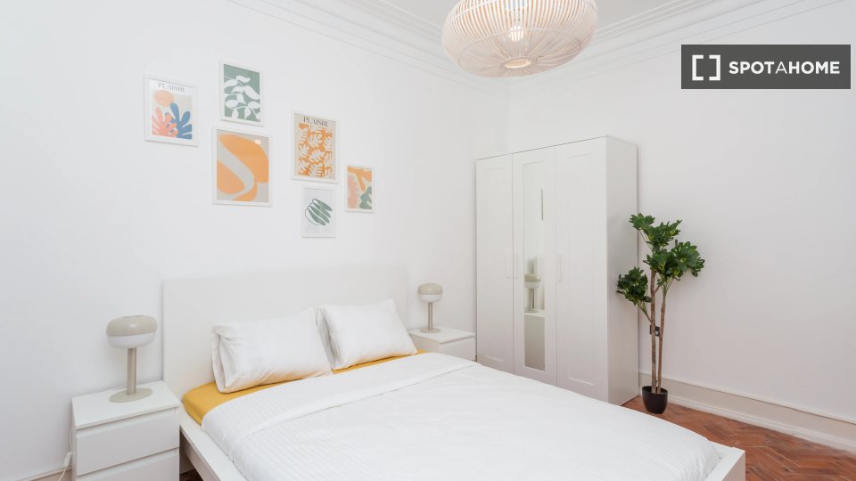 Double room Lisbon, 4 beds — photo 3