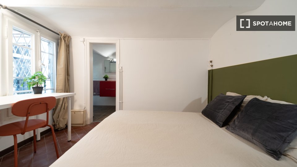 Double room Barcelona, 8 beds, 190m² — photo 15