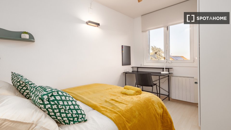Double room Barcelona, 4 beds, 120m² — photo 14