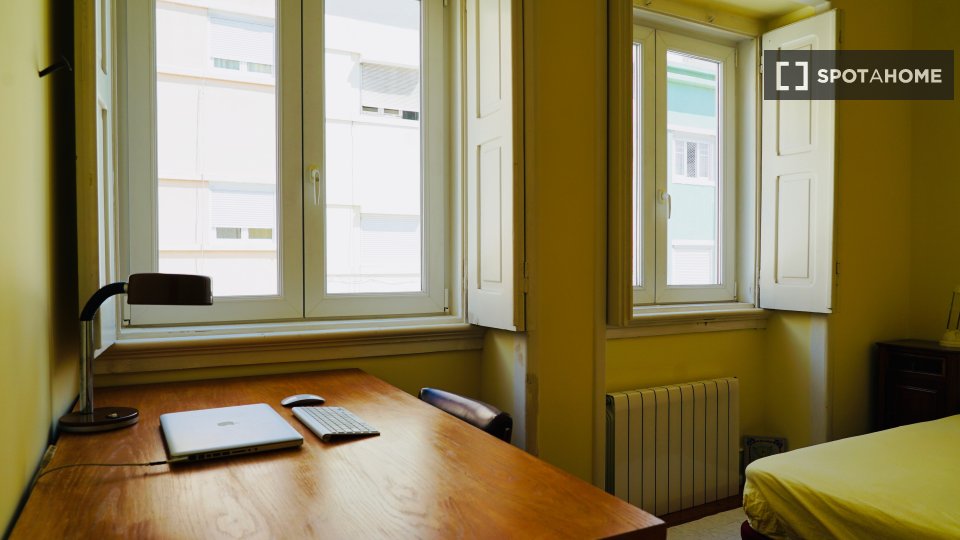Double room Lisbon, 2 beds, 70m² — photo 9