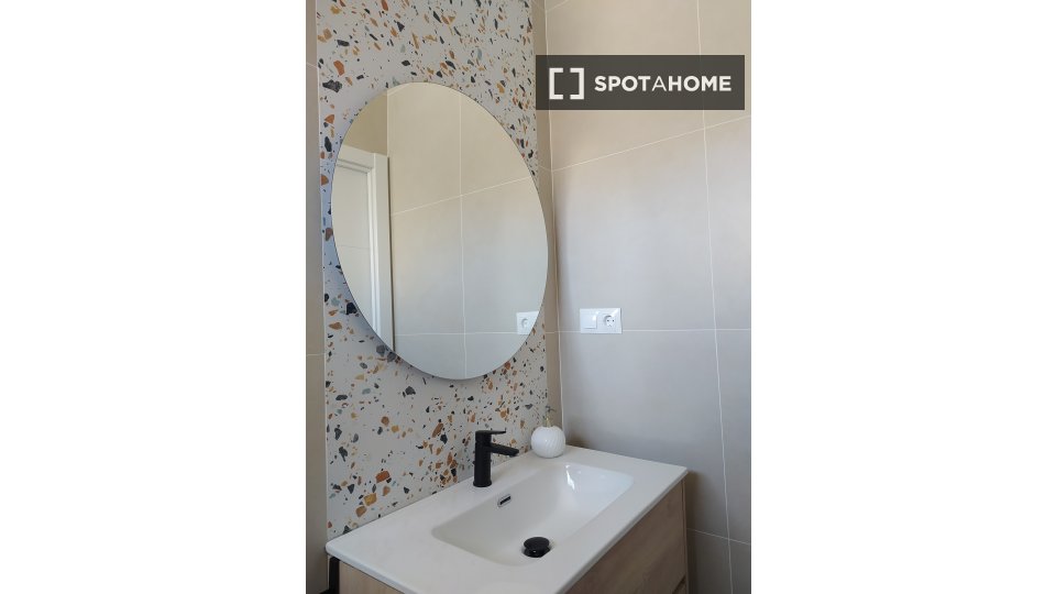 Apartment Malaga, 1 bed, 50m² — photo 19