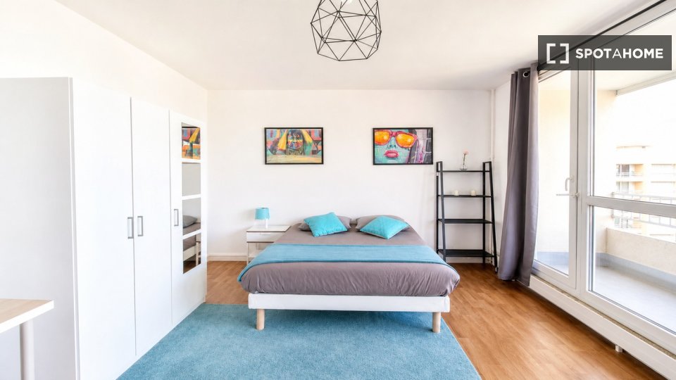 Chambre double Paris, 4 chambres — photo 24