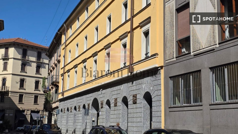 Double room Milan, 7 beds, 100m² — photo 9