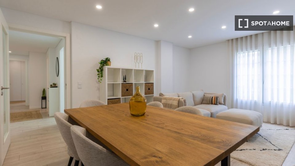 Apartment Lisbon, 2 beds — photo 13