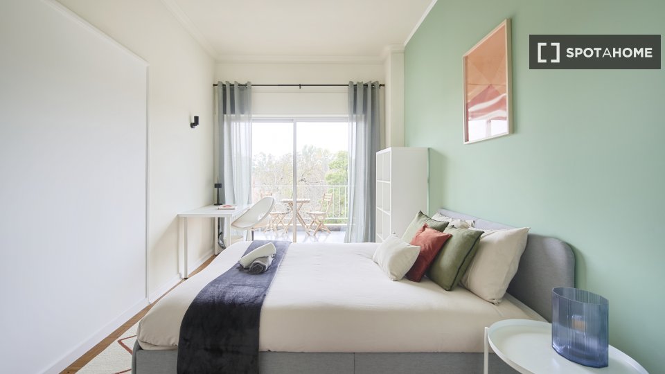 Double room Lisbon, 7 beds — photo 16