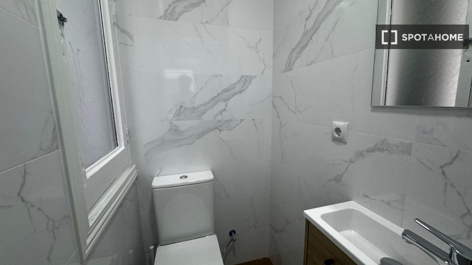 Apartment mono Madrid, 12m² — photo 1