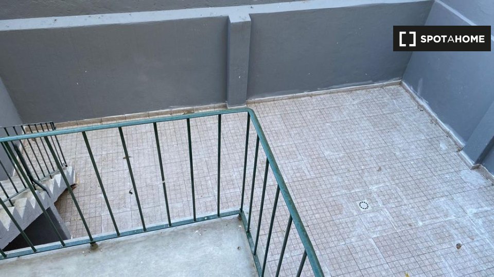 Double room Lisbon, 4 beds — photo 16