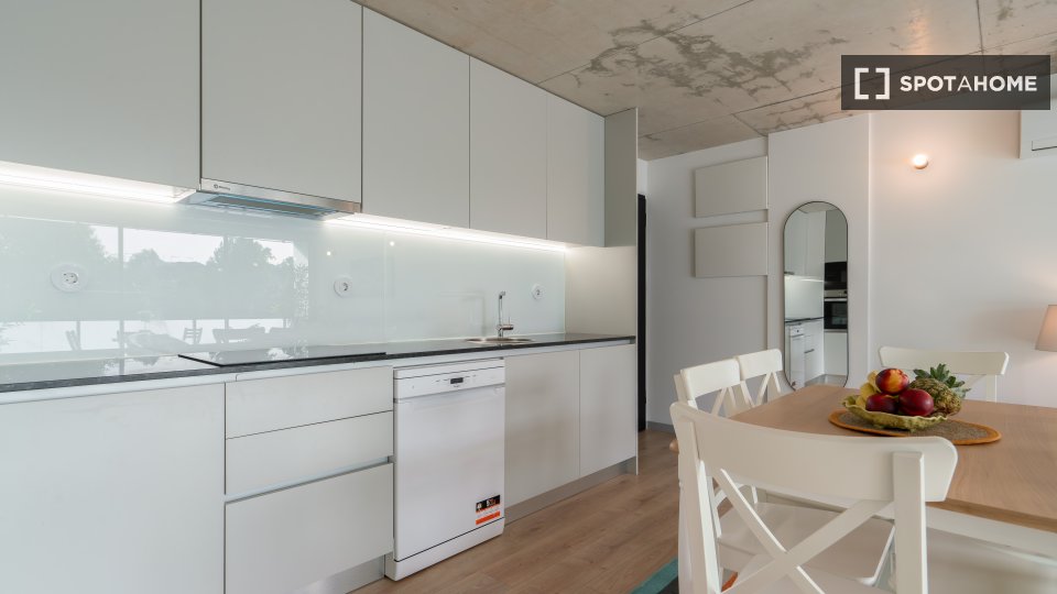 Apartment Porto, 2 beds, 80m² — photo 9