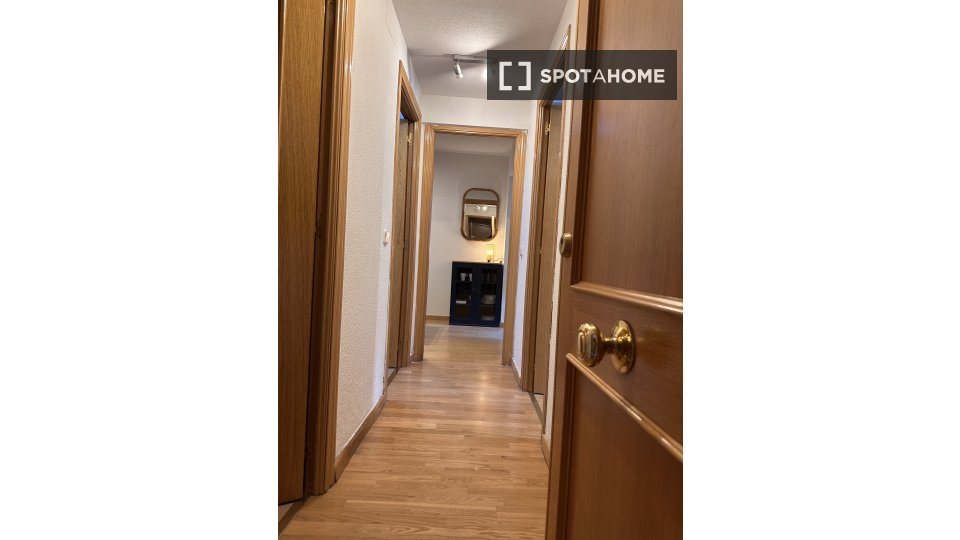 Apartment Madrid, 1 bed, 35m² — photo 33