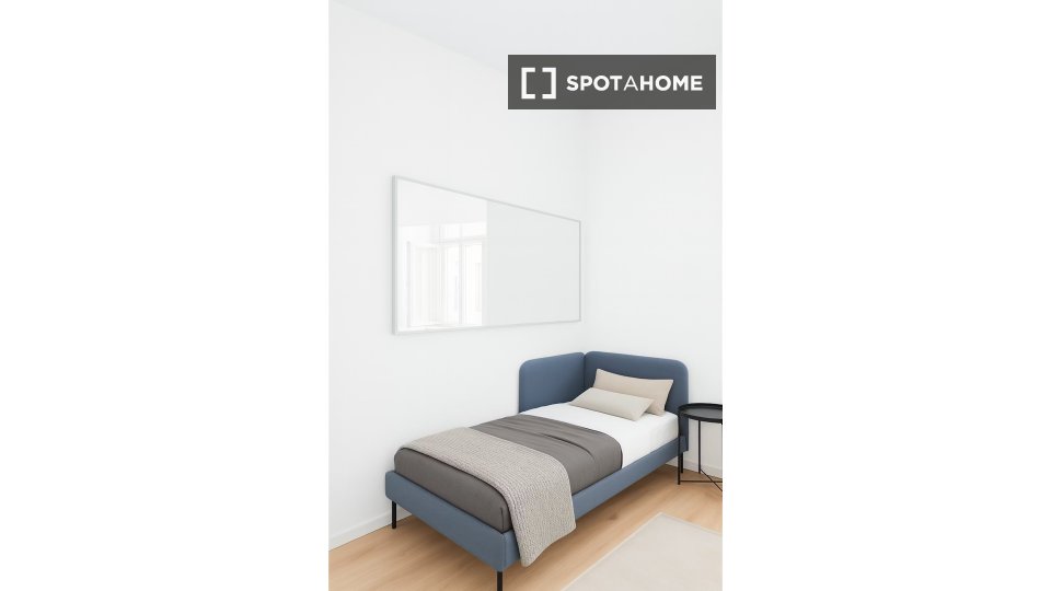 Double room Munich, 5 beds — photo 1