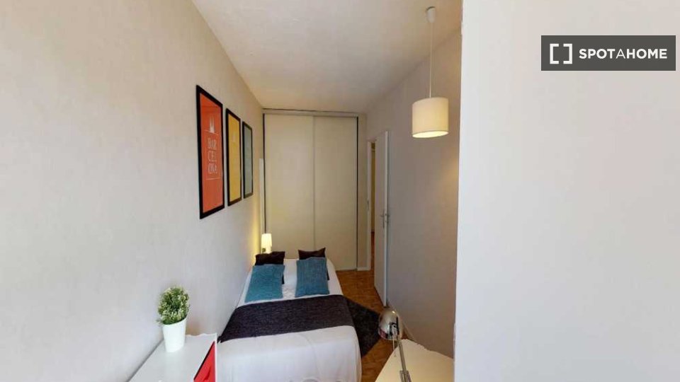 Double room Lyon, 4 beds, 70m² — photo 3