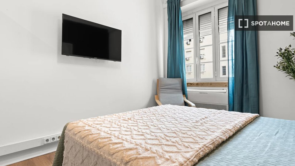 Double room Lisbon, 10 beds — photo 12