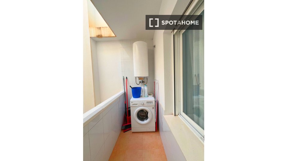 Apartment Malaga, 2 beds — photo 8