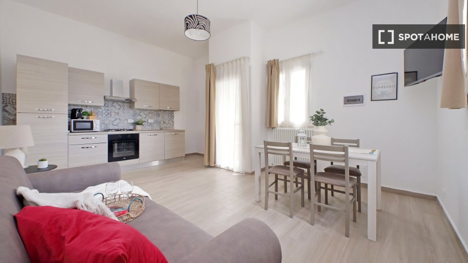 Apartment Rome, 1 bed — photo 10