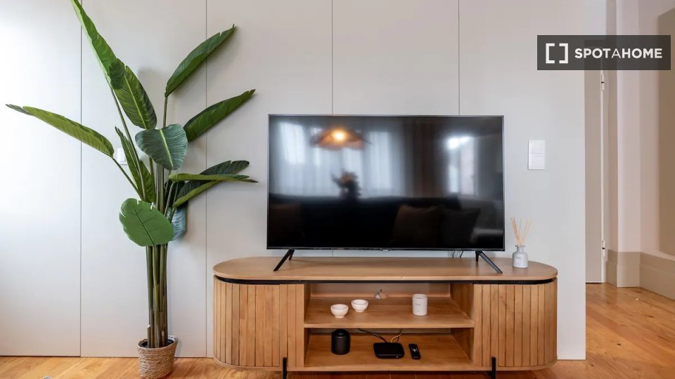 Apartment Porto, 1 bed, 56m² — photo 15
