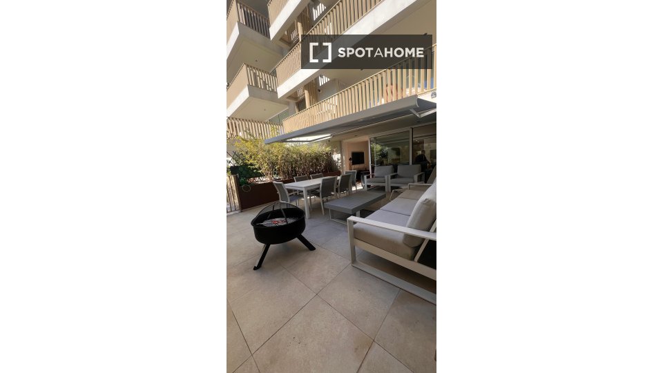 Apartment Lisbon, 2 beds, 104m² — photo 2