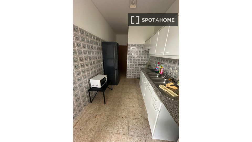 Double room Porto, 3 beds — photo 8