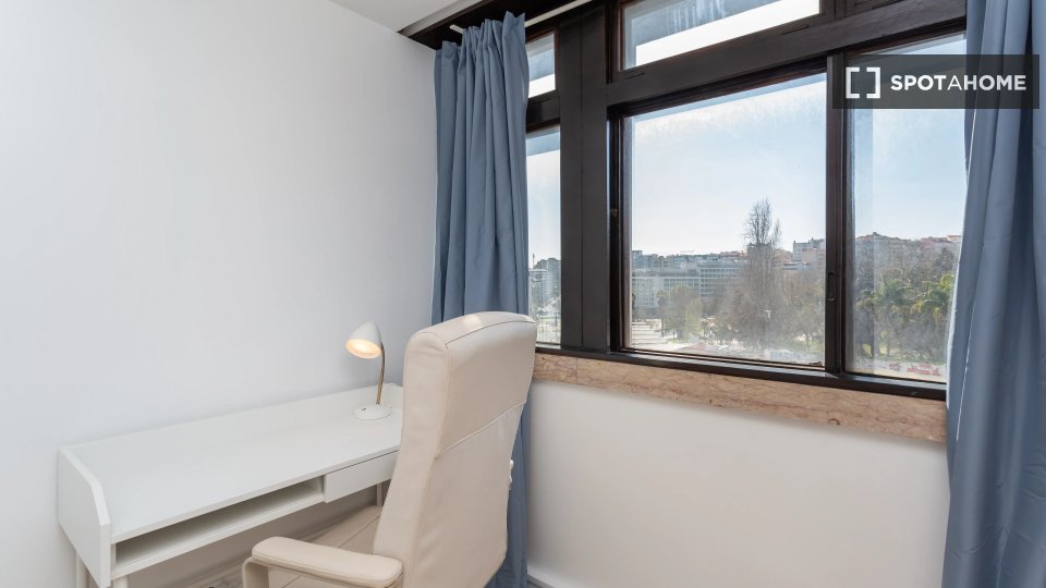 Double room Lisbon, 10 beds — photo 12