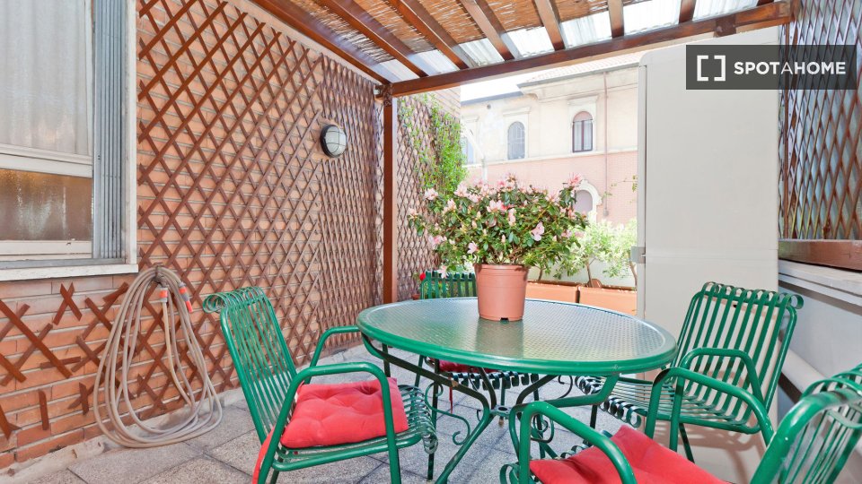 Apartment Milan, 1 bed, 65m² — photo 13