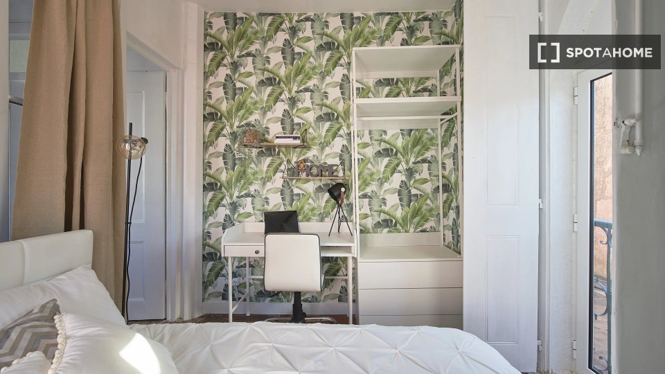 Double room Lisbon, 13 beds — photo 13