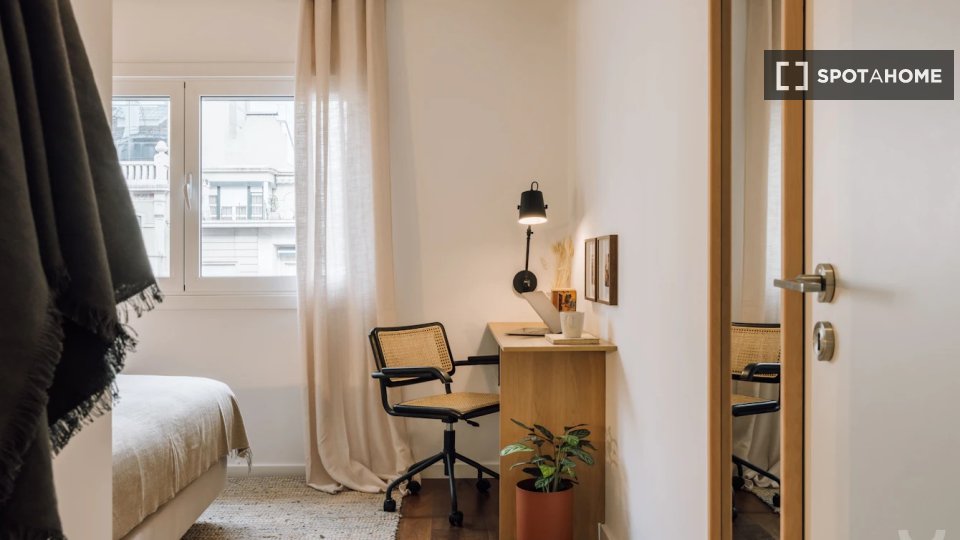 Apartment Lisbon, 1 bed, 64m² — photo 19