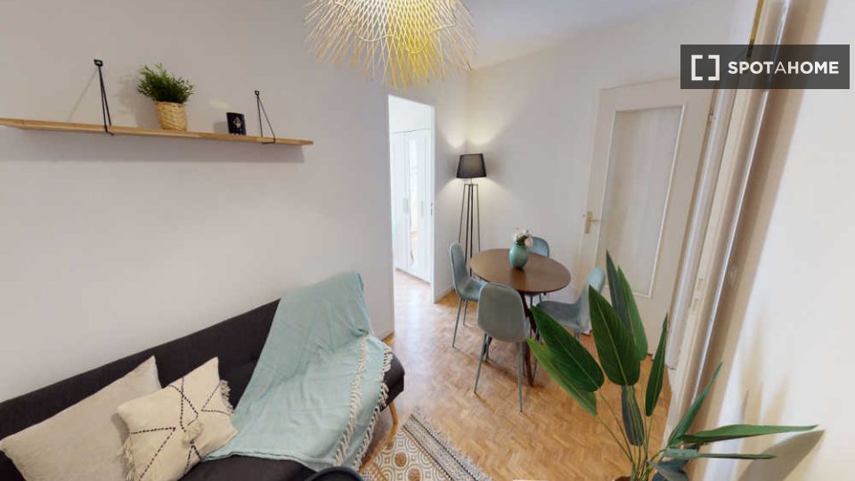 Double room Lyon, 5 beds, 90m² — photo 14
