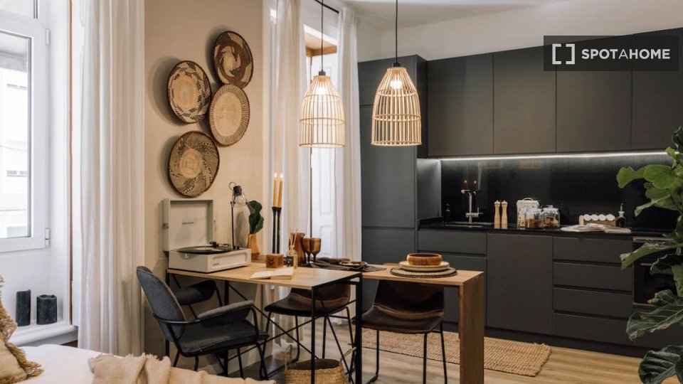 Apartment Lisbon, 1 bed — photo 11