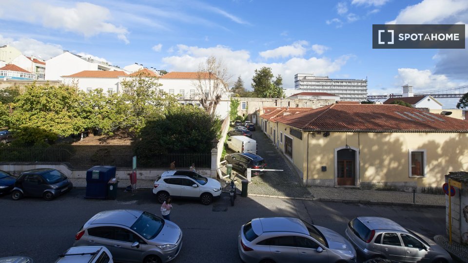 Double room Lisbon, 7 beds — photo 15