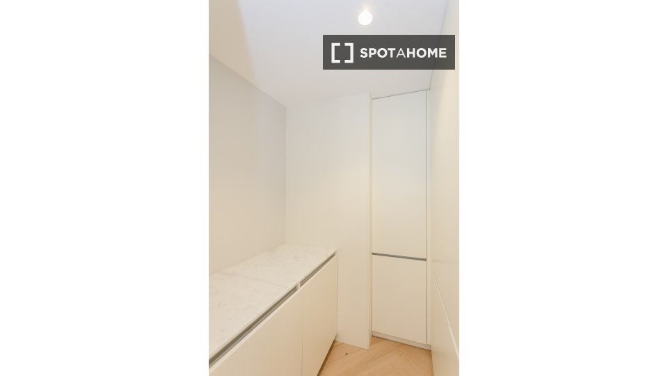 Apartment Porto, 2 beds, 246m² — photo 8