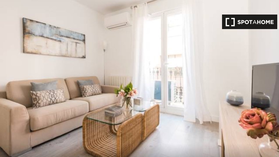 Apartment Madrid, 1 bed — photo 1