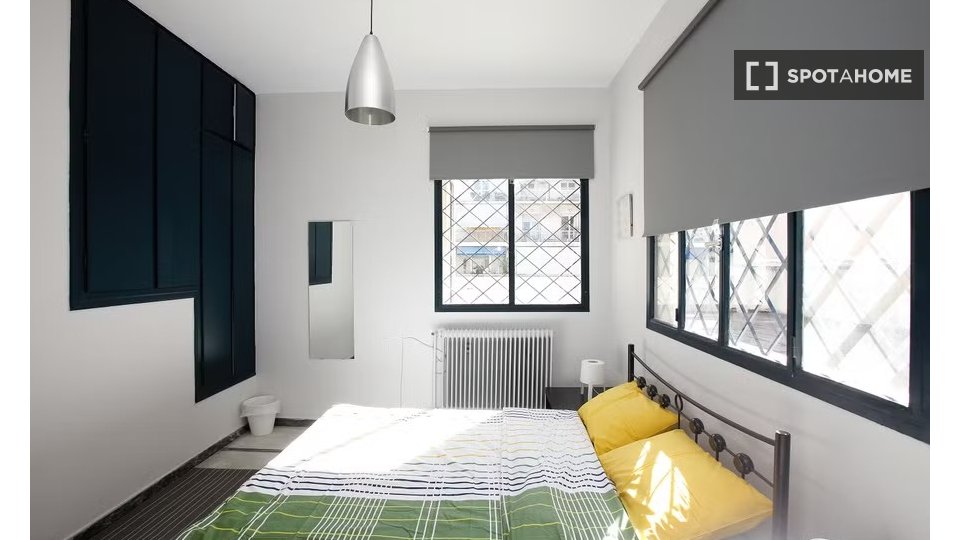 Double room Athens, 7 beds — photo 12