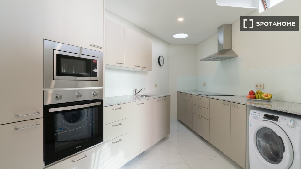 Apartment Porto, 2 beds, 55m² — photo 10