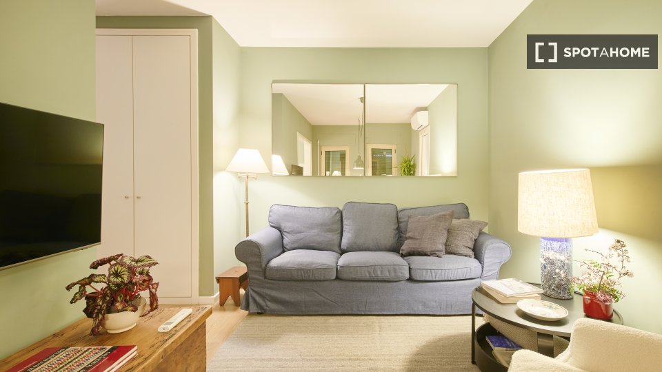 Apartment Lisbon, 2 beds, 70m² — photo 7