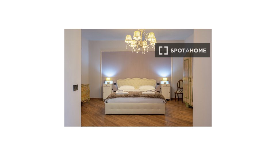 Appartamento con 3 camere da letto in affitto a Duomo-San Giovanni, Firenze. - in Florence