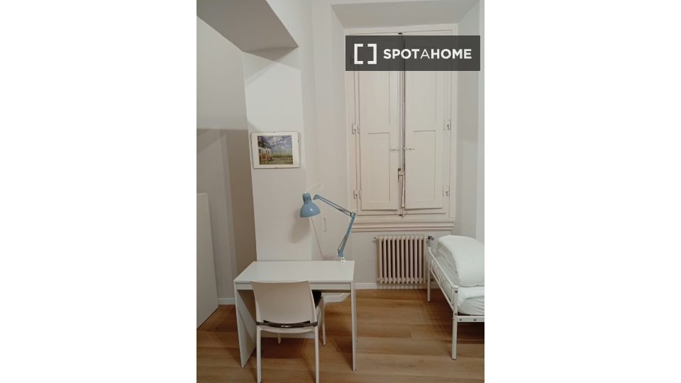 Apartment Florence, 2 beds, 62m² — photo 11