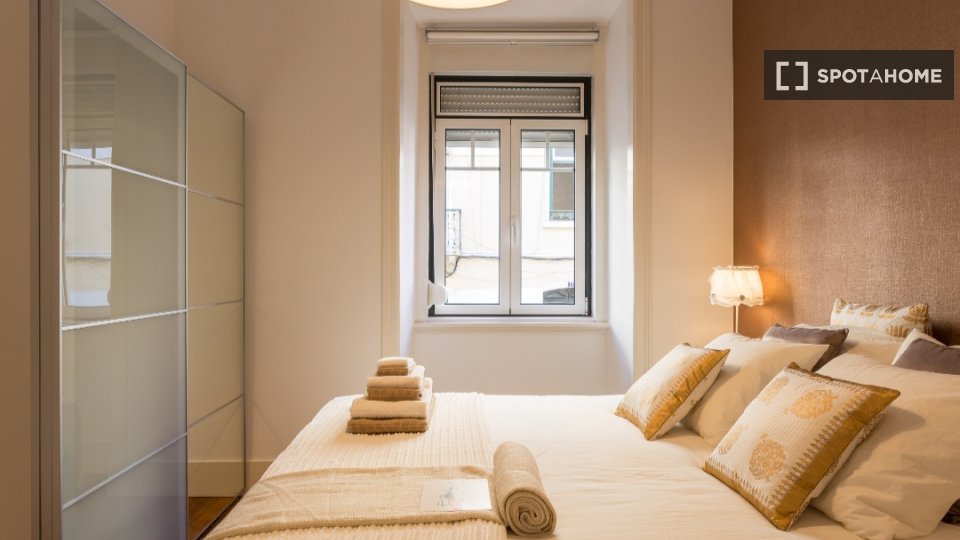 Apartment Lisbon, 3 beds — photo 2